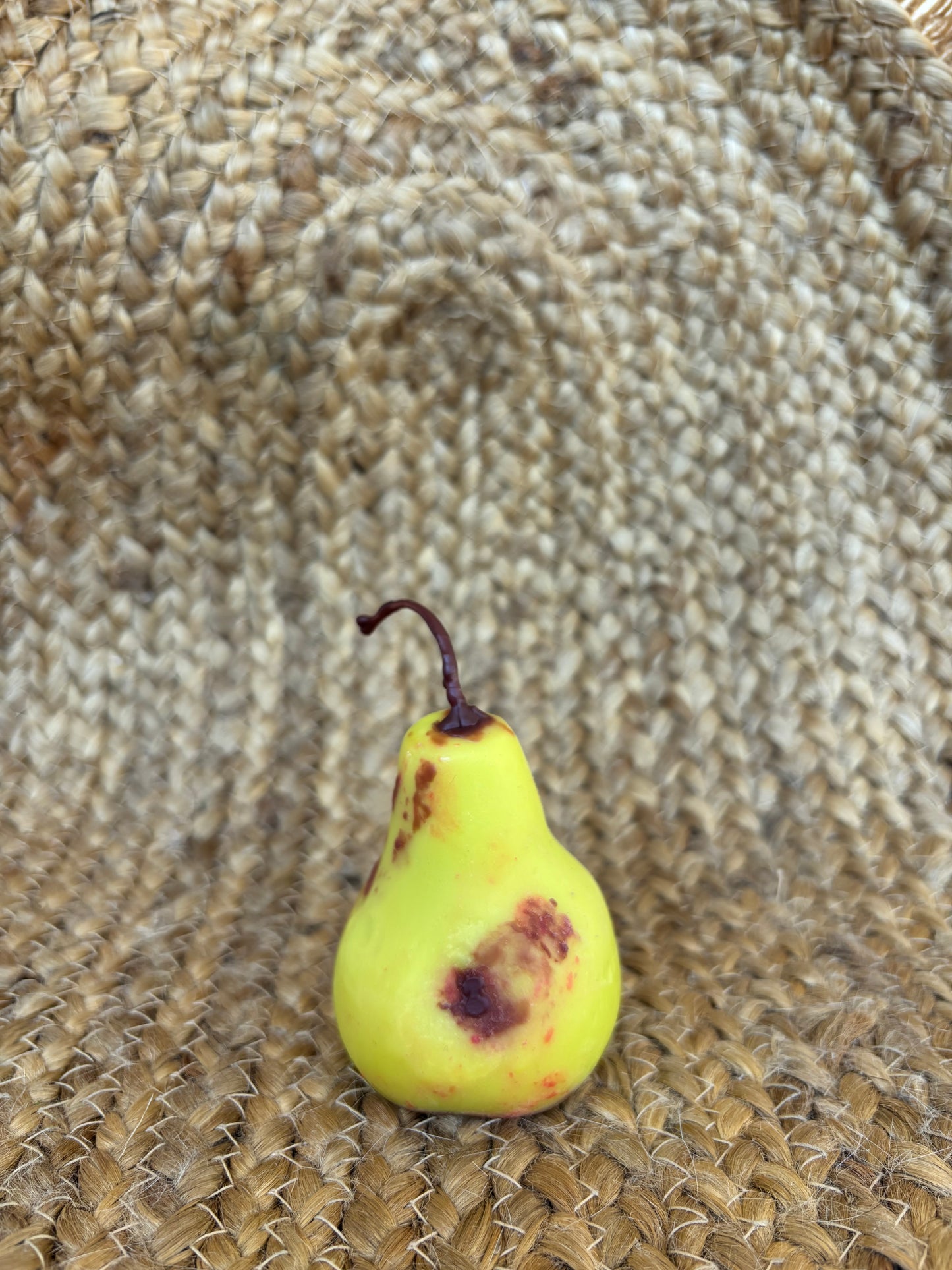 Pear candle
