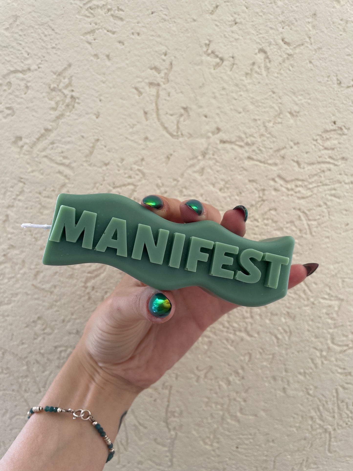 Manifest Candle נר מאניפסט