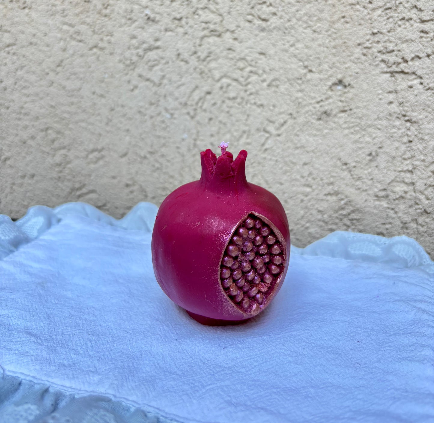 Pomegranate candle
