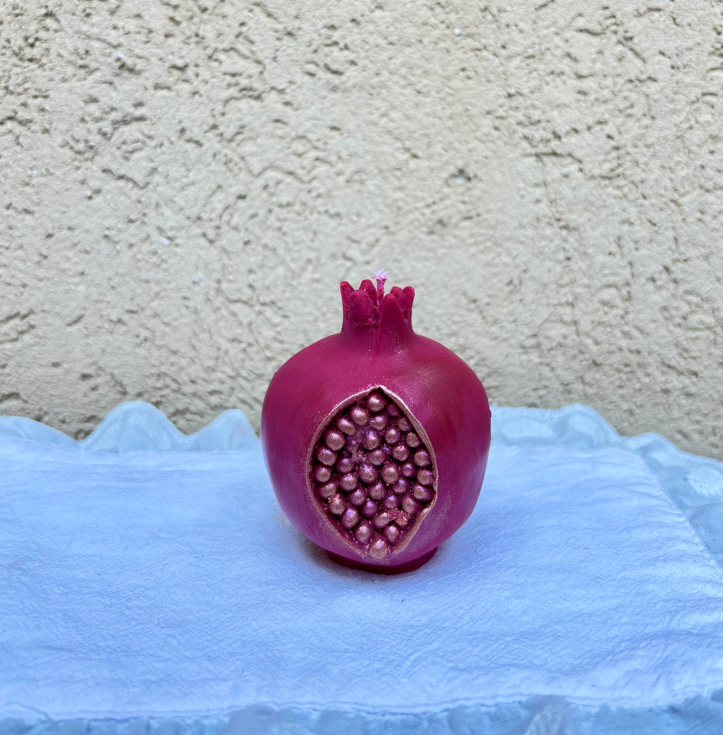 Pomegranate candle